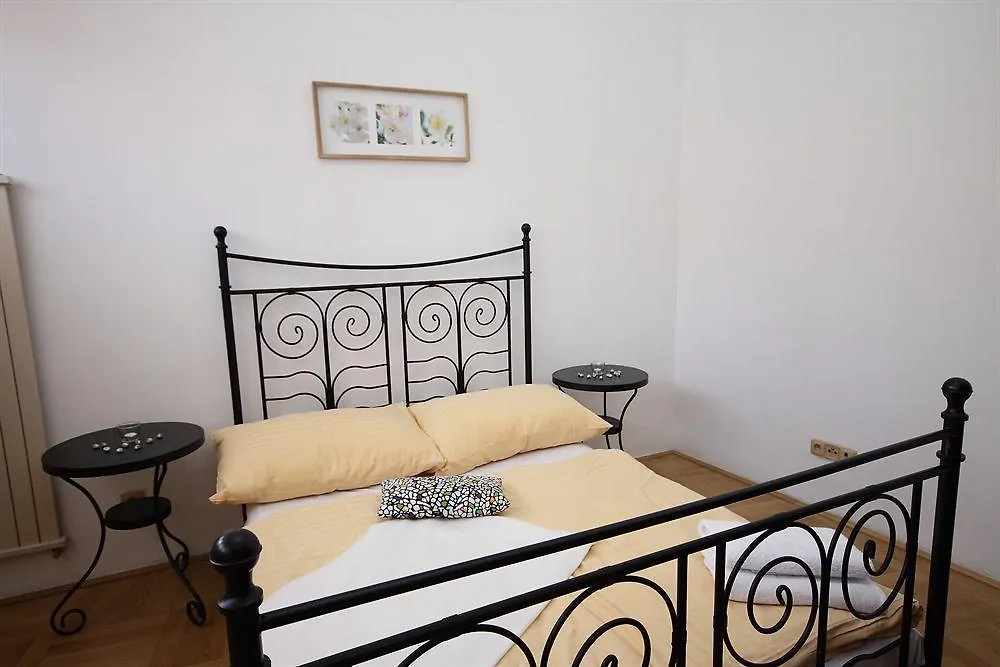 Leo Apartments Old Town Prague