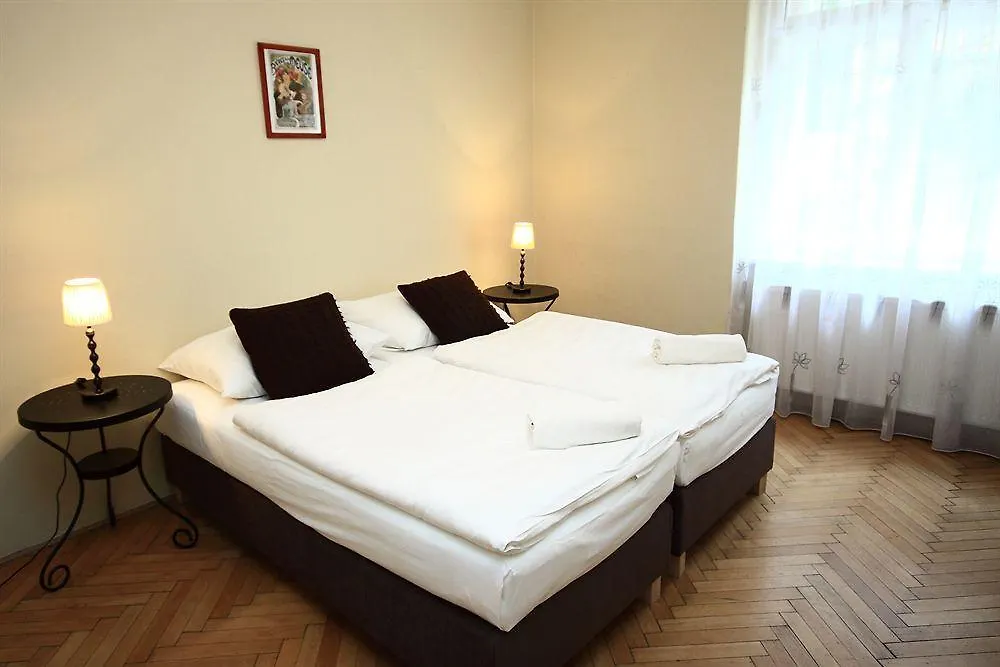Leo Apartments Old Town Πράγα