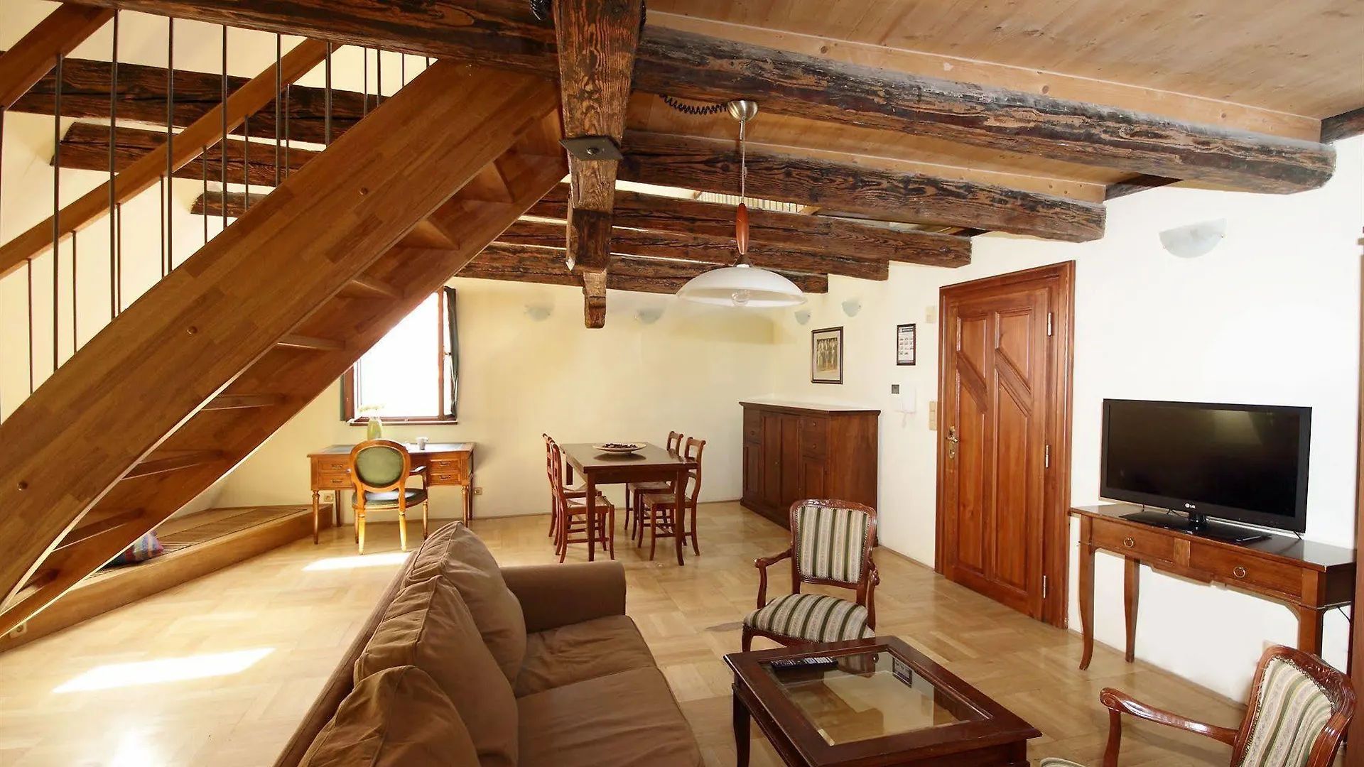 Leo Apartments Old Town Πράγα
