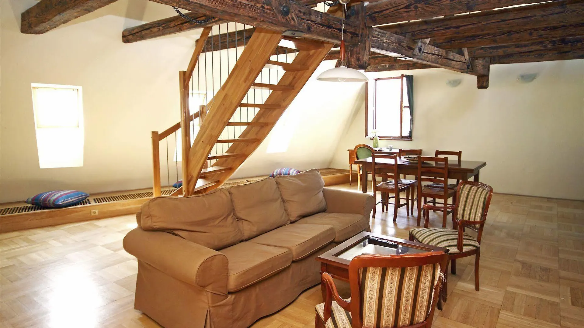 Leo Apartments Old Town Πράγα