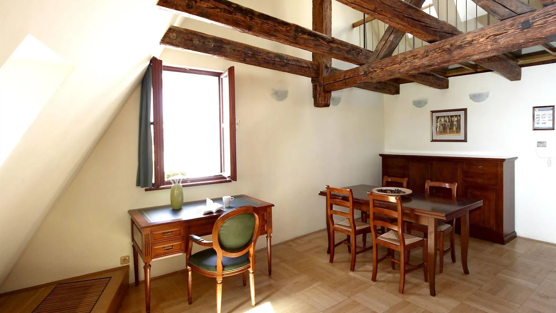 Leo Apartments Old Town Πράγα